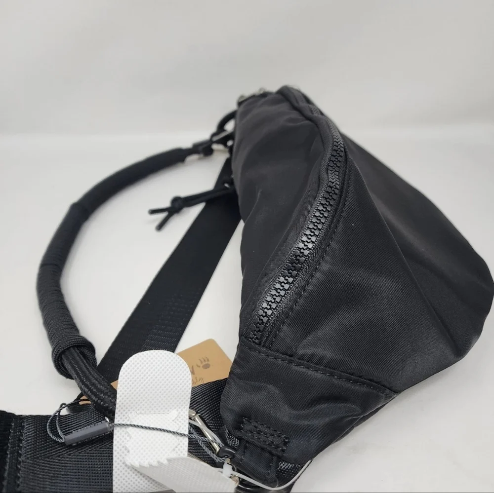 BearPaw Black Fanny Pack - Picture 3 of 8